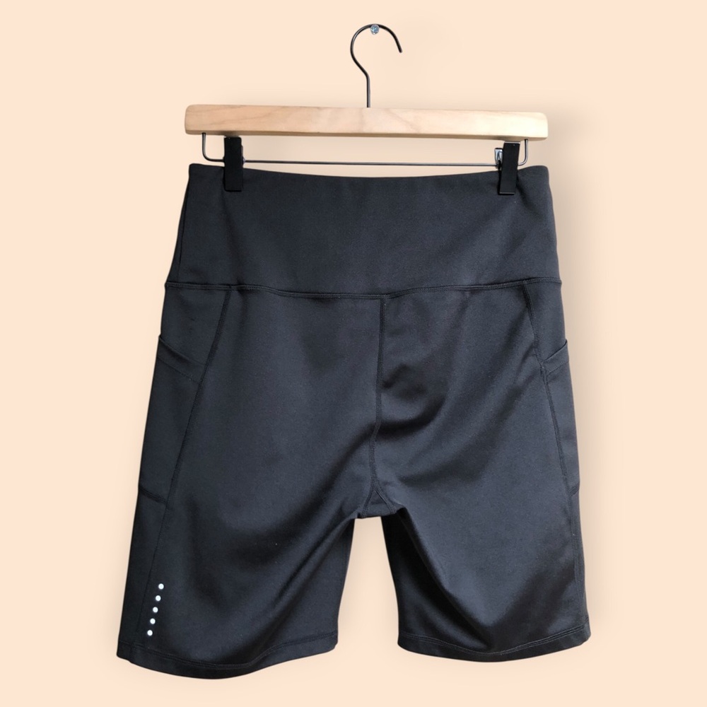 Legend Women’s Black Bike Shorts Active Athletic Athleisure Pockets Women Large - Picture 6 of 8